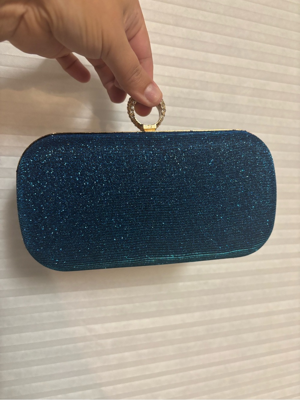 Blue sparkles Ring-Clasp Evening Clutch